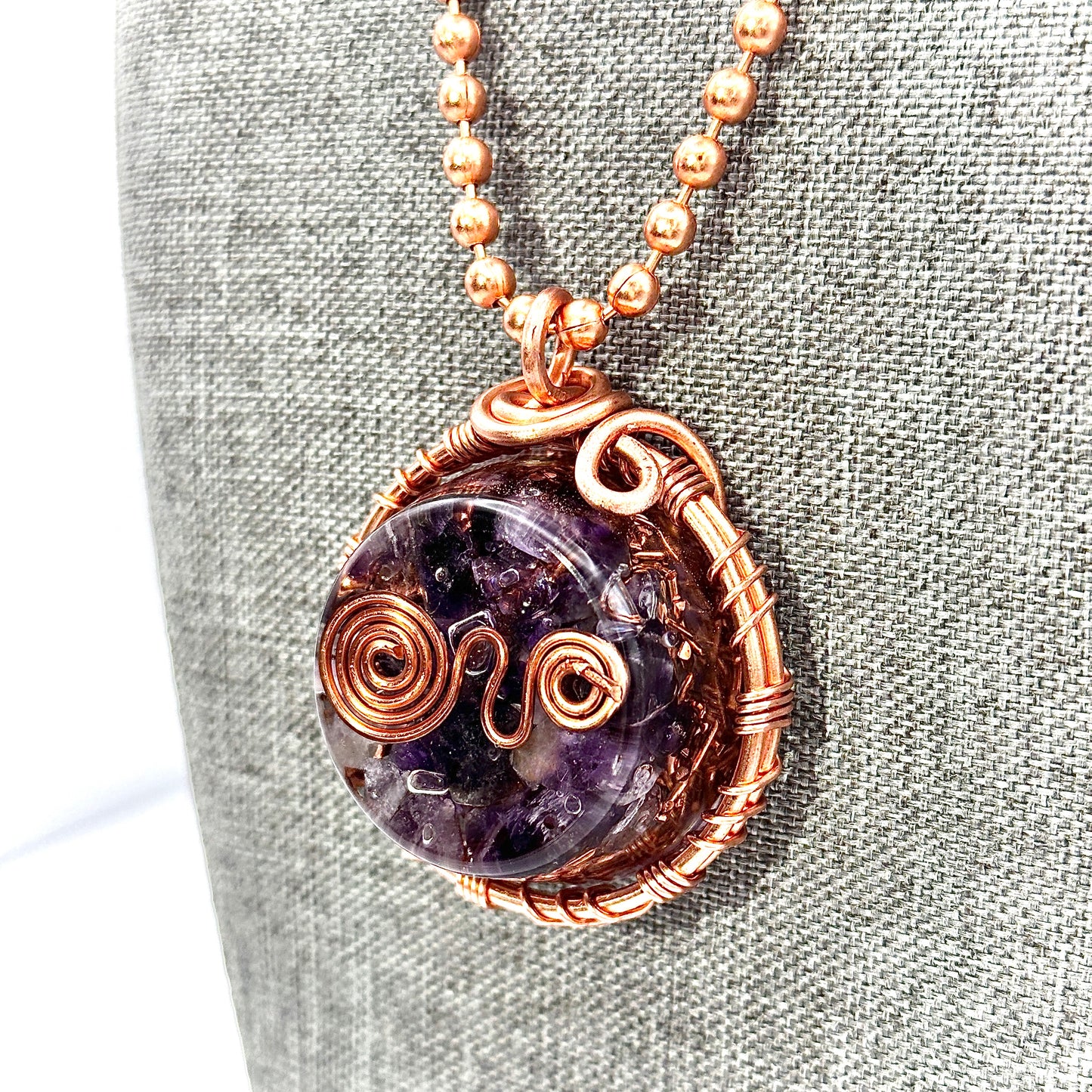 Oh, To be Seen! | Amethyst Amulet