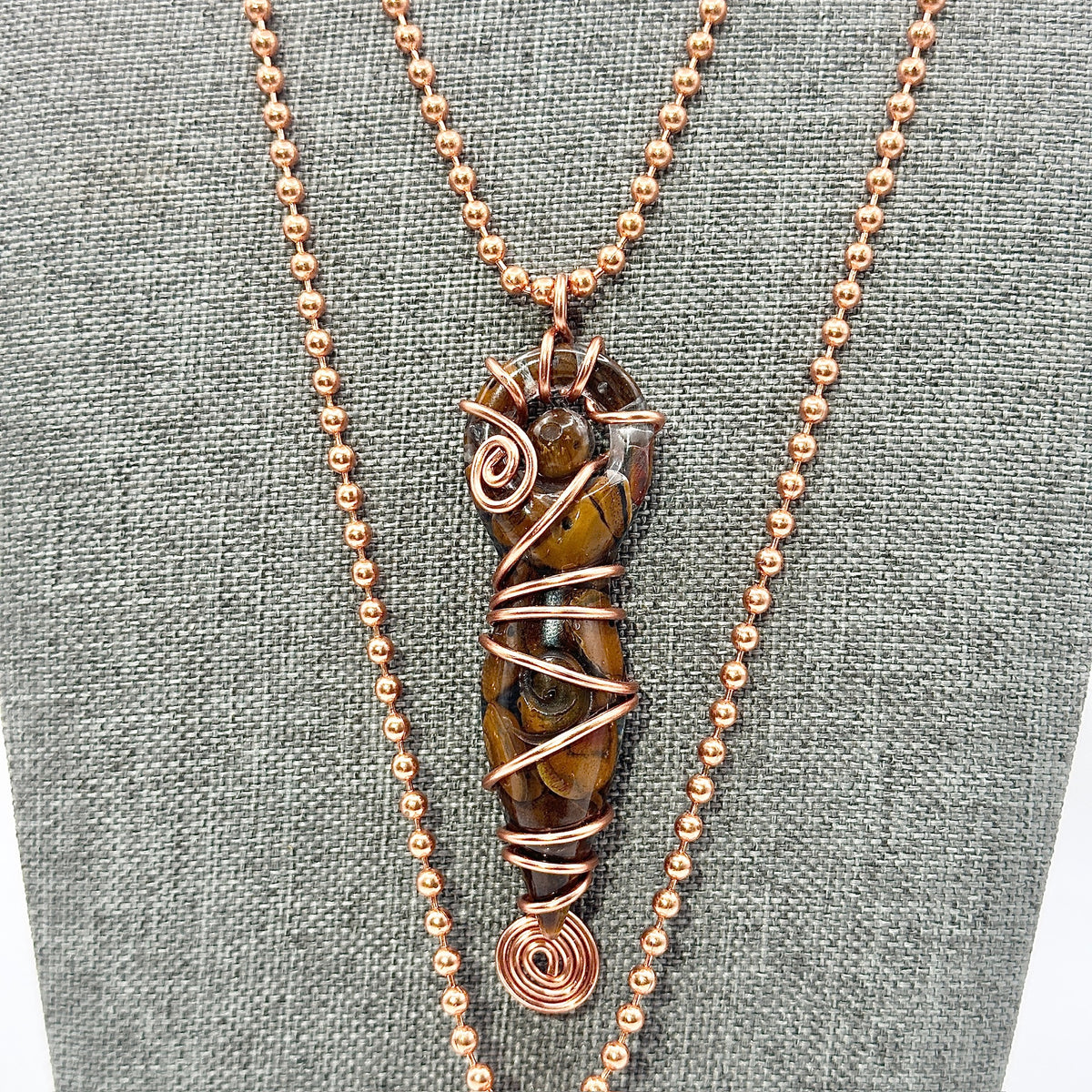 Coordinating Confidence | Tiger Eye Couple Set