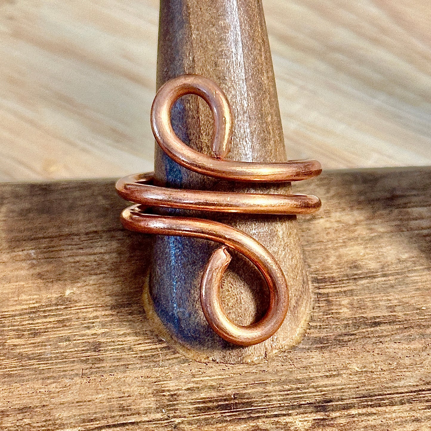 Harmonic Loop Copper Ring |