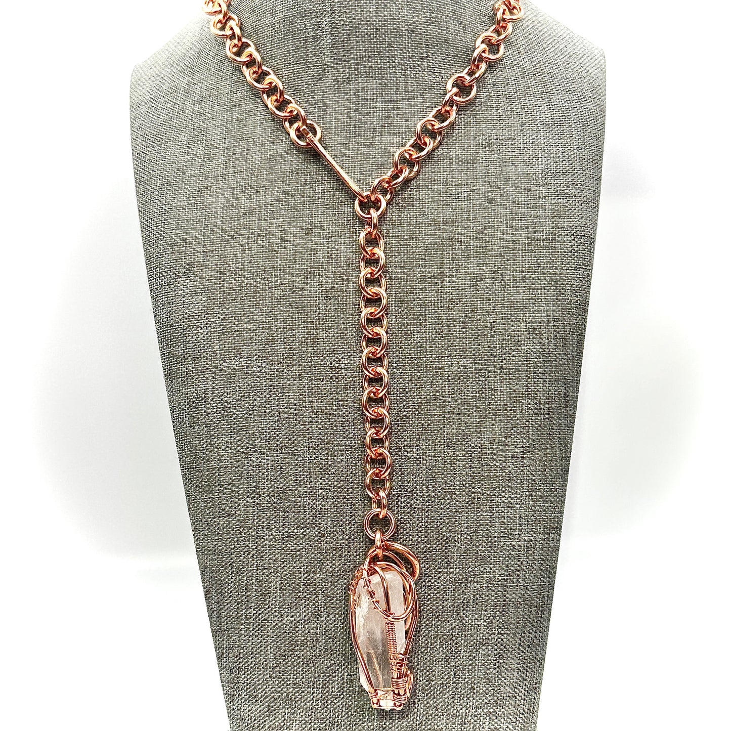 To the Max | Clear Quartz Pendant on Linked Chain