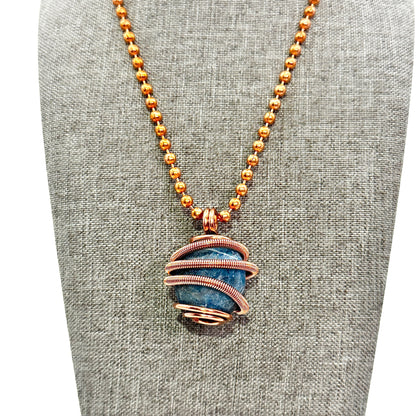 Manifestors Stone | Tumbled Apatite Pendant