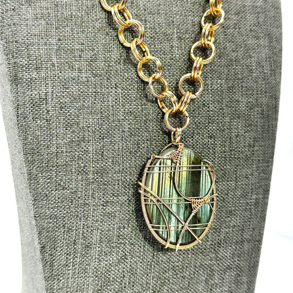 Shining Armor | Labradorite Pendant on Handlinked Chain